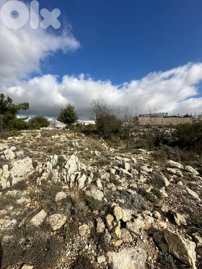 Land for sale in Kfarnabrakhعقار للبيع في كفرنبرخ الشوف