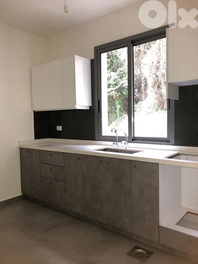 Apartment for sale in Jal El Dibشقة للبيع في جل الديب