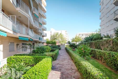 Spain get your residency! apartment just steps from the sea 007995