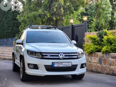 2016 Volkswagen Tiguan R-Line