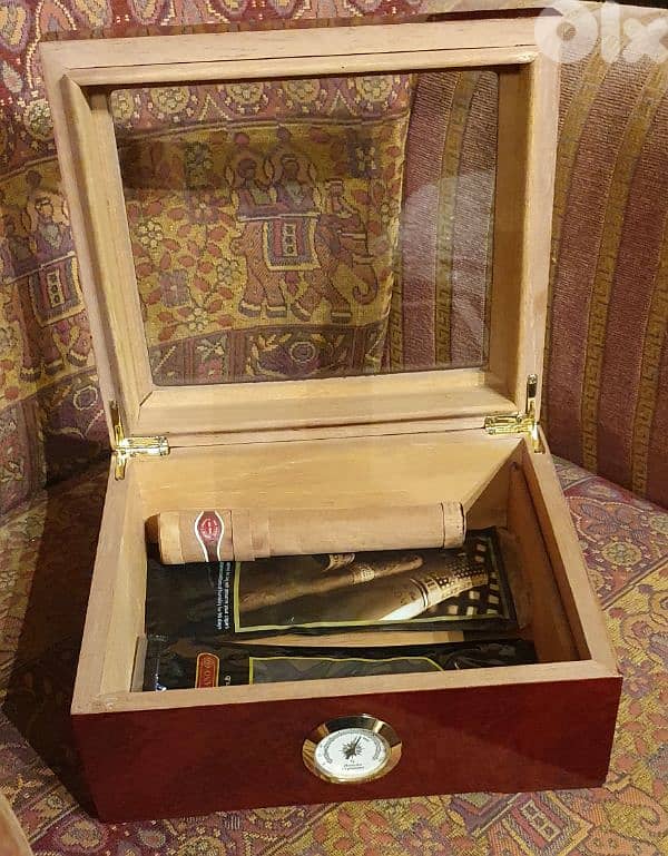 siglo ll & siglo lv habanos origina 100%l & cigar  tools 5