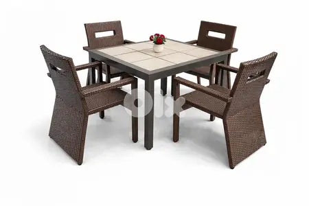 outdoor dining set