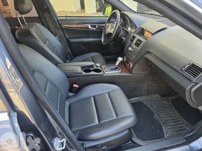 Mercedes-Benz C-Class 2010