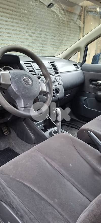 Nissan Tiida 2010