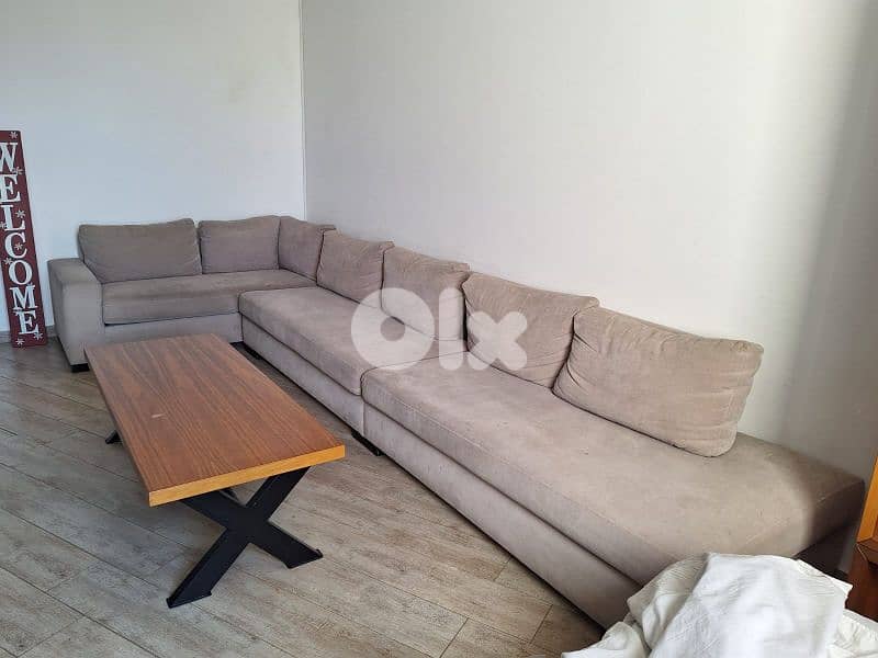 Living room 0