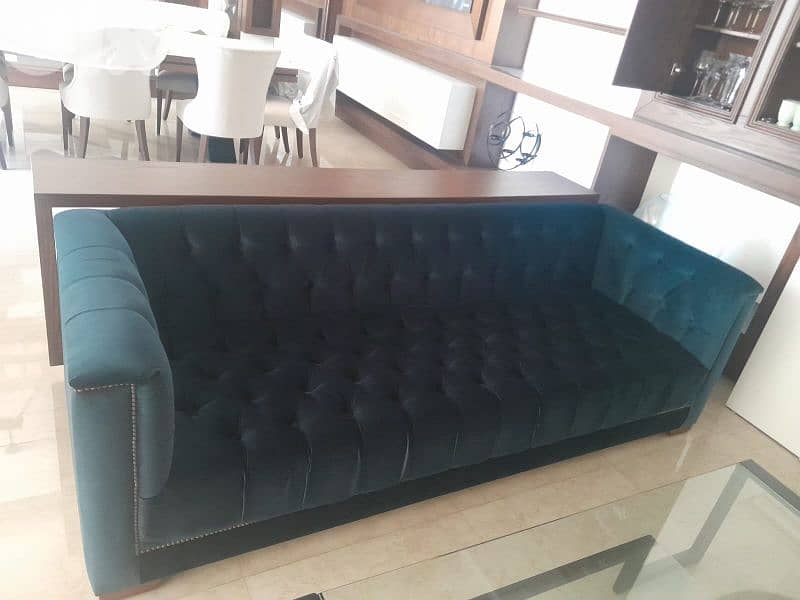 Chesterfield Sofa 0