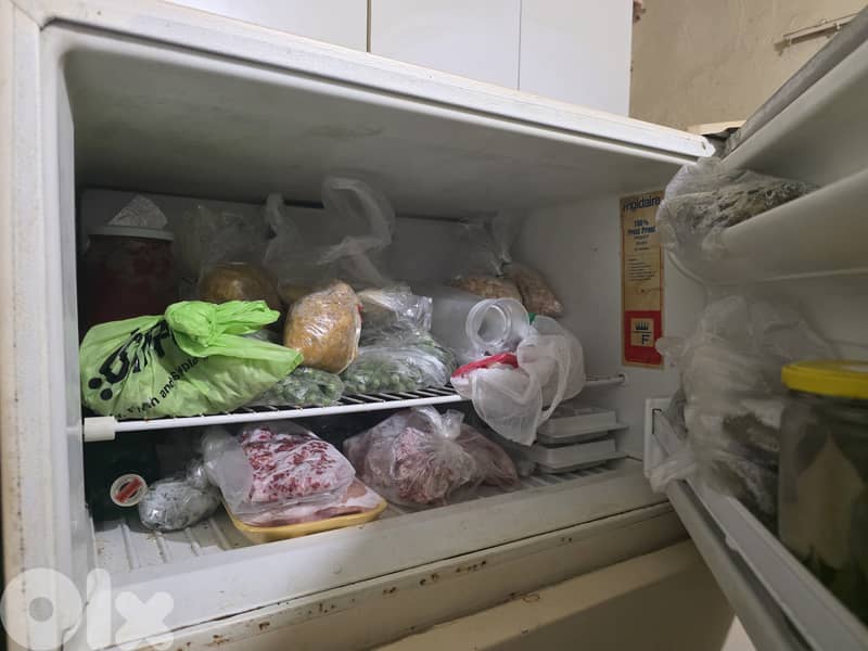 Frigidaire refrigerator 4
