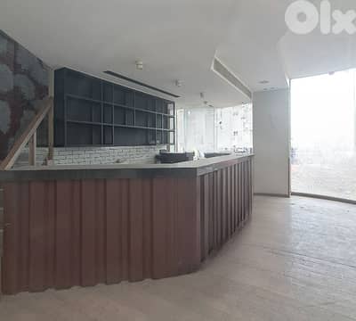 Shop for Rent in Verdun