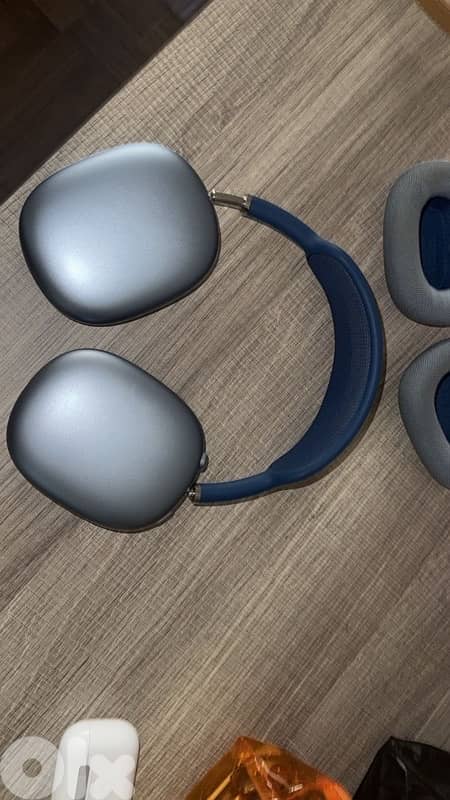 Original AirPods Max 7