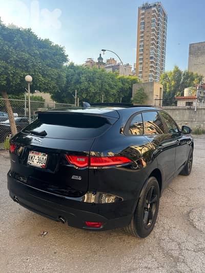 Jaguar F-Pace 2018 CLEAN CAR FAX