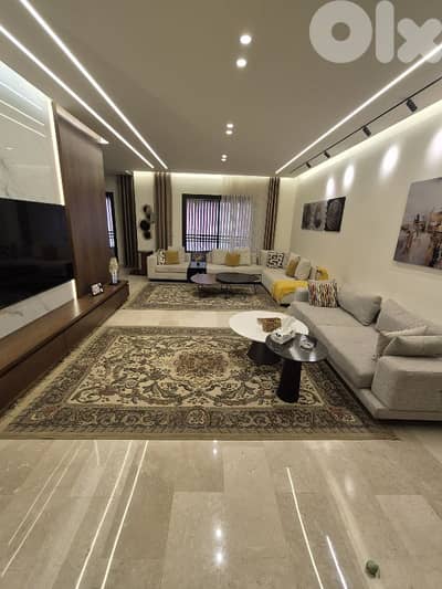 ​Hadath 250m2 Luxury Apt Modern Decor - شقة فخمة الحدث ٢٥٠م