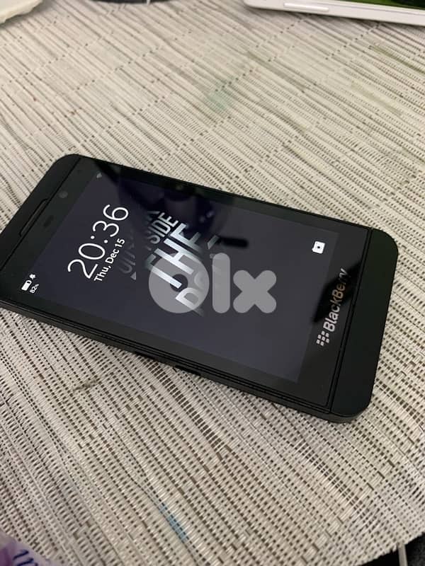 Blackberry Porsche Design P9981 5
