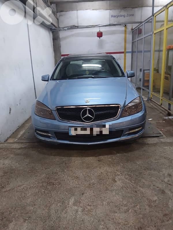 Mercedes-Benz C-Class 2011 0