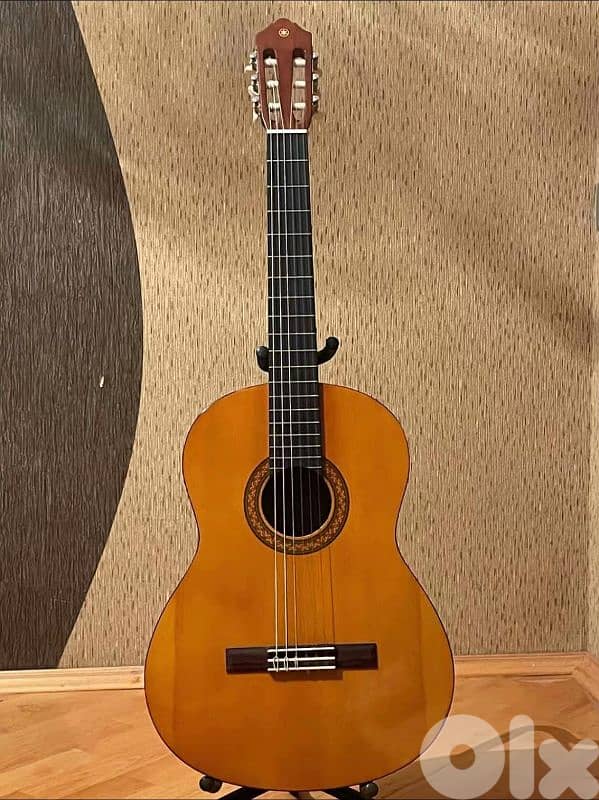 guitar Yamaha c40 1