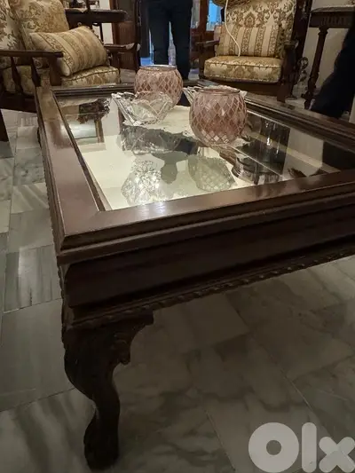 Table all size available