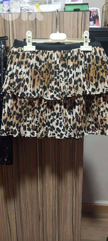 dresses 16