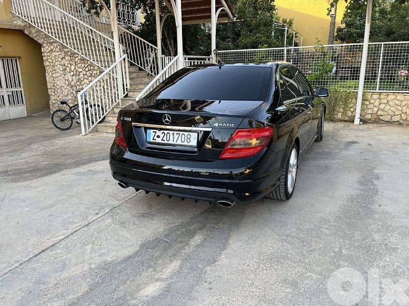 Mercedes-Benz C-Class 2011 0
