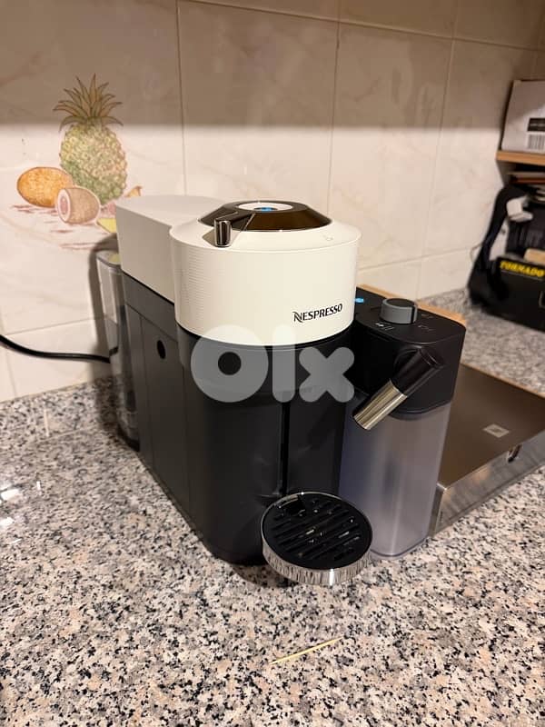 Coffee Machine Nespresso Lattissima Highest Quality 0