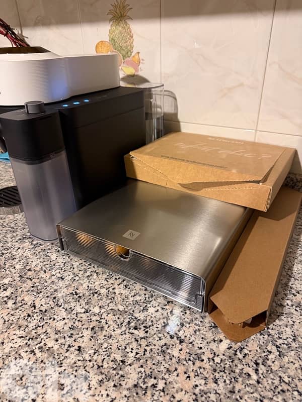 Coffee Machine Nespresso Lattissima Highest Quality 1