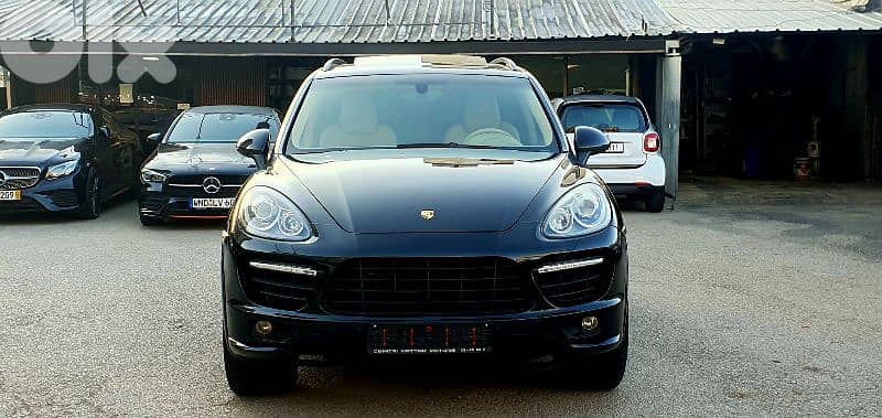 Porsche Cayenne GTS Package 2011 Low mileage 0