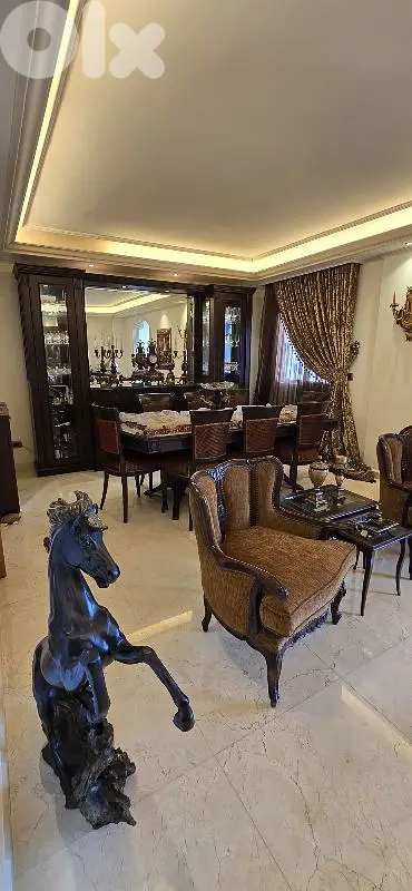 Apartment For sale in Qornet hamra/شقة للبيع في قرنة الحمرا