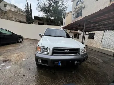 Nissan Pathfinder 2001