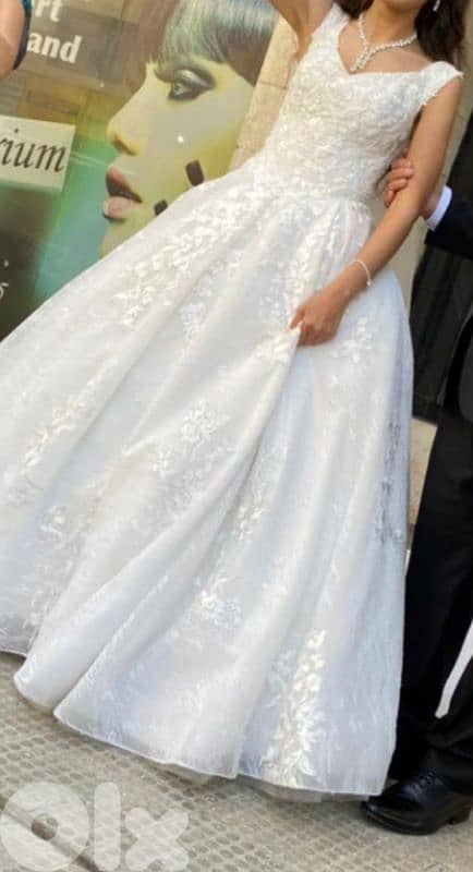wedding dress 0