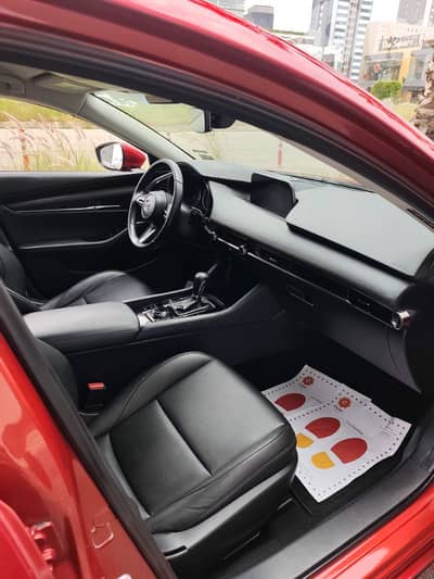 Mazda 3 2019