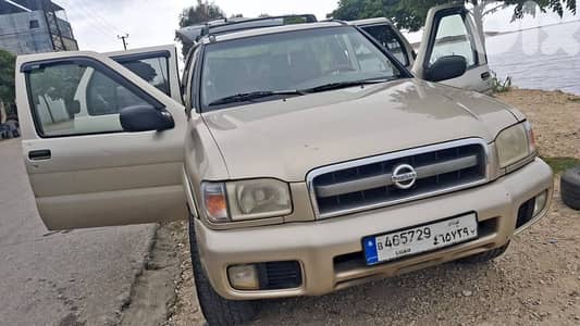 Nissan Pathfinder 1999