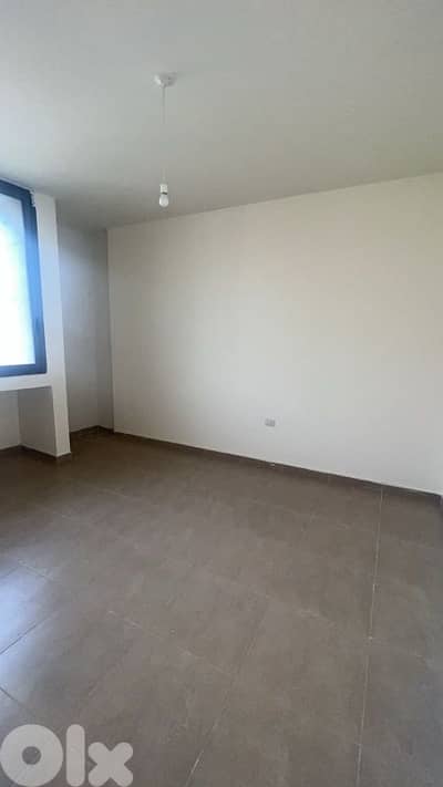 Apartment For Sale in Louaizeh
