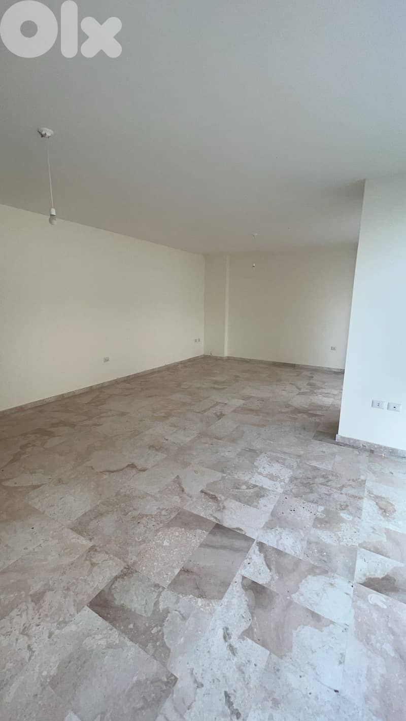 Apartment For Sale in Louaizeh 0