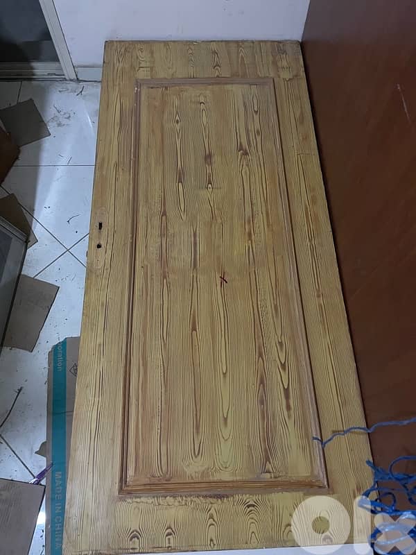 2 Wooden Doors 0