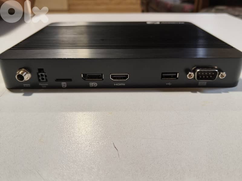 Axiomtek DSP501-i5-SIT mini pc 0