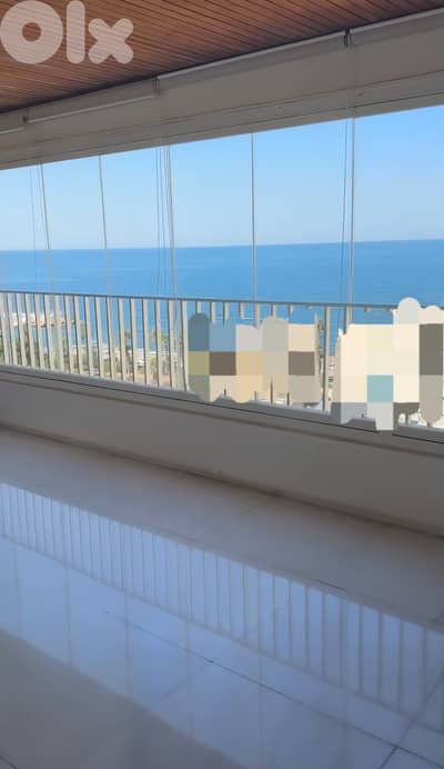 Apartment for sale in Ain El Mraysseh/ Seaview