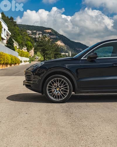 Porsche Cayenne 2019 , Company Source & Services . Porsche Beirut