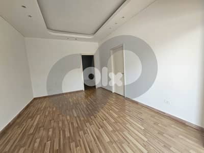 Busy commercial area, Perfect visibility, Zgharta/زغرتا REF#PC136007