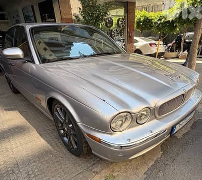 Jaguar XJR 2004