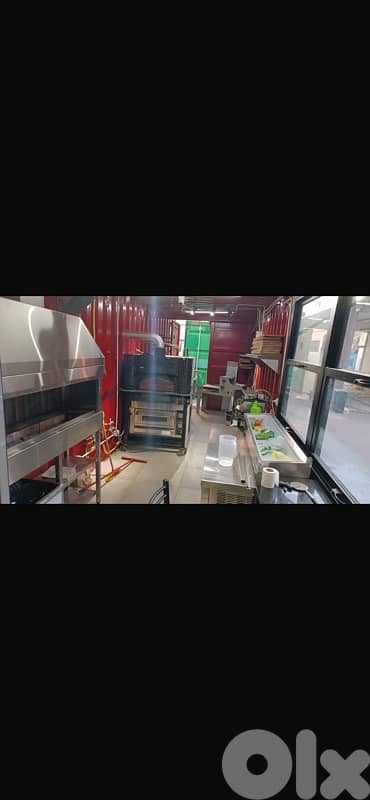 container restaurant +equipments 3