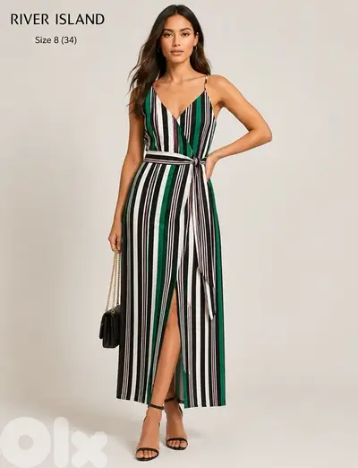 فستان مخطط أنيق من River Island – ستايل صيفي شيك