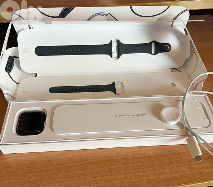 Apple Watch SE2 40mm 3