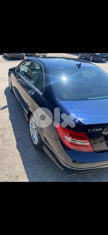 Mercedes-Benz C-Class 2012