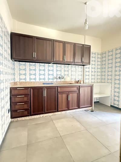 Spacious apartment for rent in Achrafieh