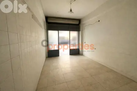 Shop For Rent in Achrafieh – CPBEC10