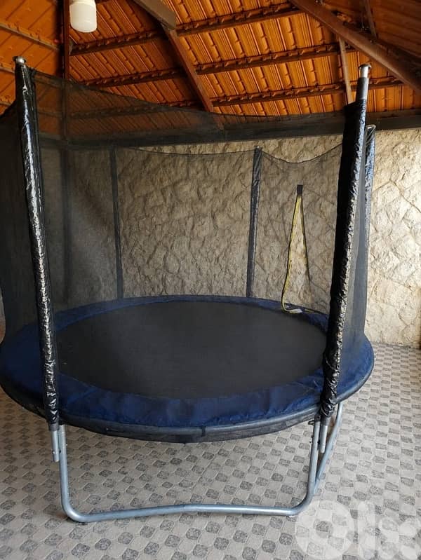 Trampoline 0