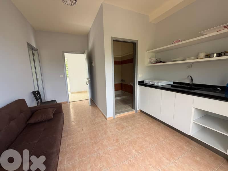 GMB280SZ - Dorm For Sale In Blat  - سكن للطلاب للبيع في بلاط 0