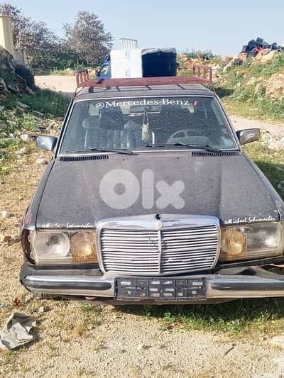 Mercedes-Benz 190 2026