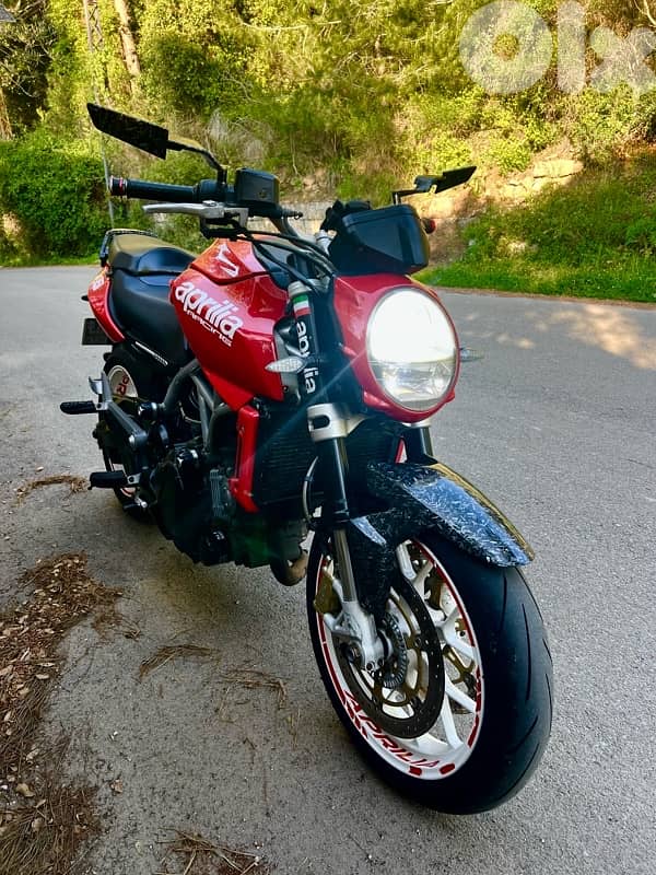 Aprilia Mana 850 2