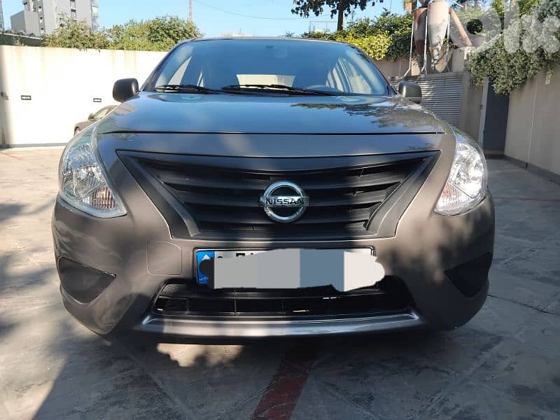 Nissan Sunny 2017 0