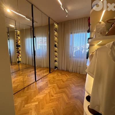 300 Sqm Apartment in Mtayleb