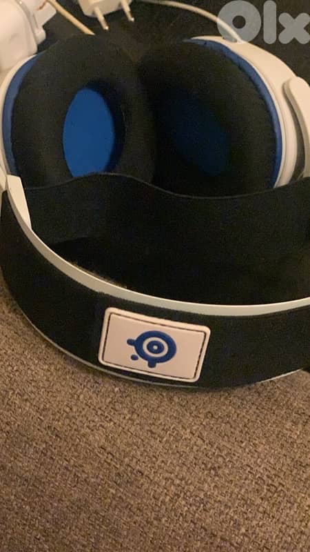 headset steelseries like new 80$ 3